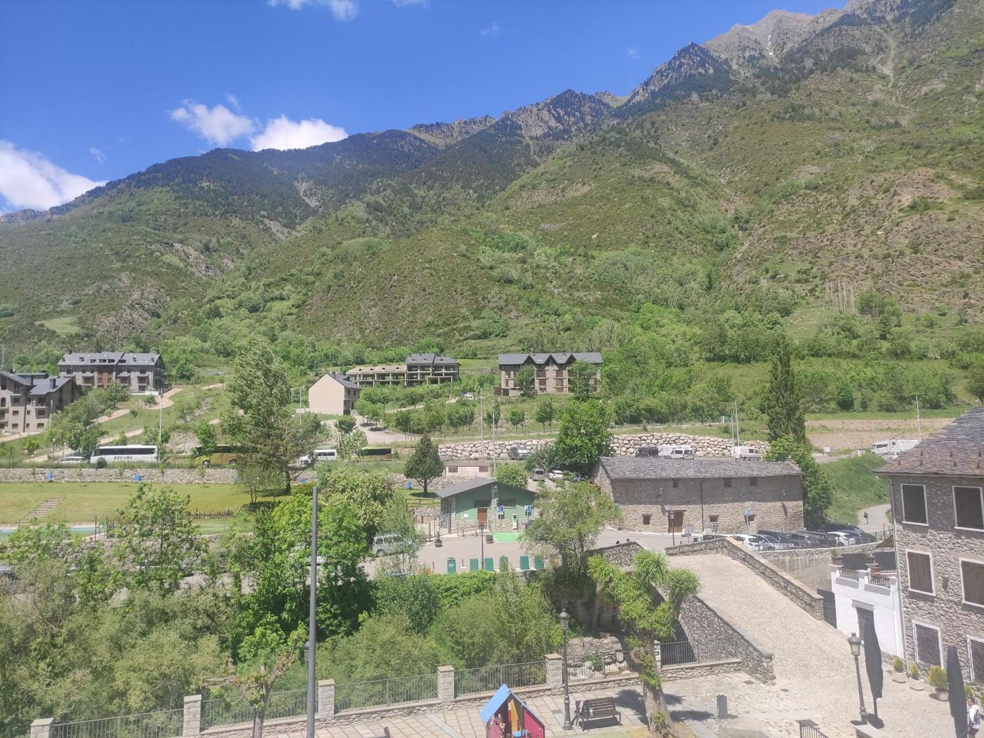 Apartamentos Casa Roldan I Benasque Εξωτερικό φωτογραφία